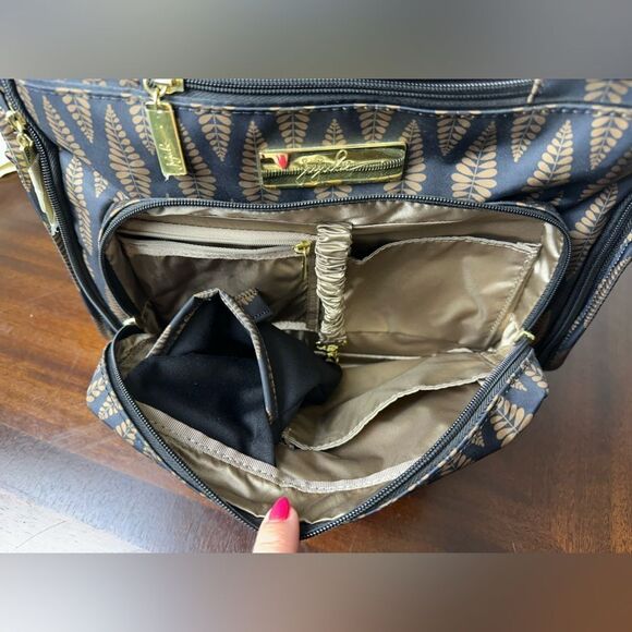 JuJuBe Be Prepared Diaper/Travel Bag - The Versailles - Picture 2 of 14